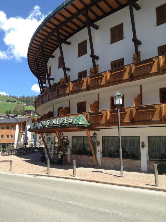 Hotel Des Alpes Сельва-ді-Валь-Гардена Екстер'єр фото